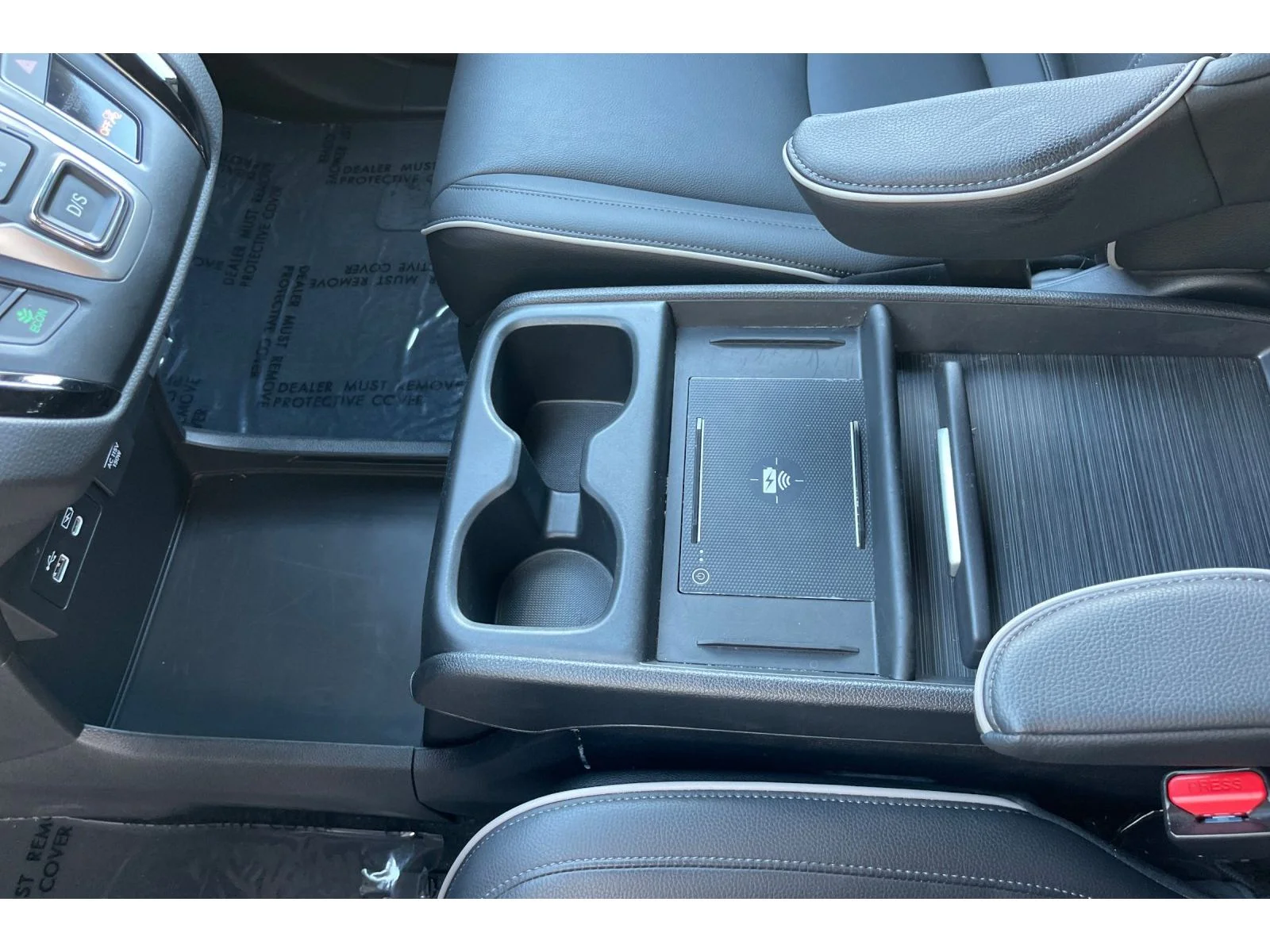 Used 2025 SONIC GRAY PEARL Honda Touring image 32