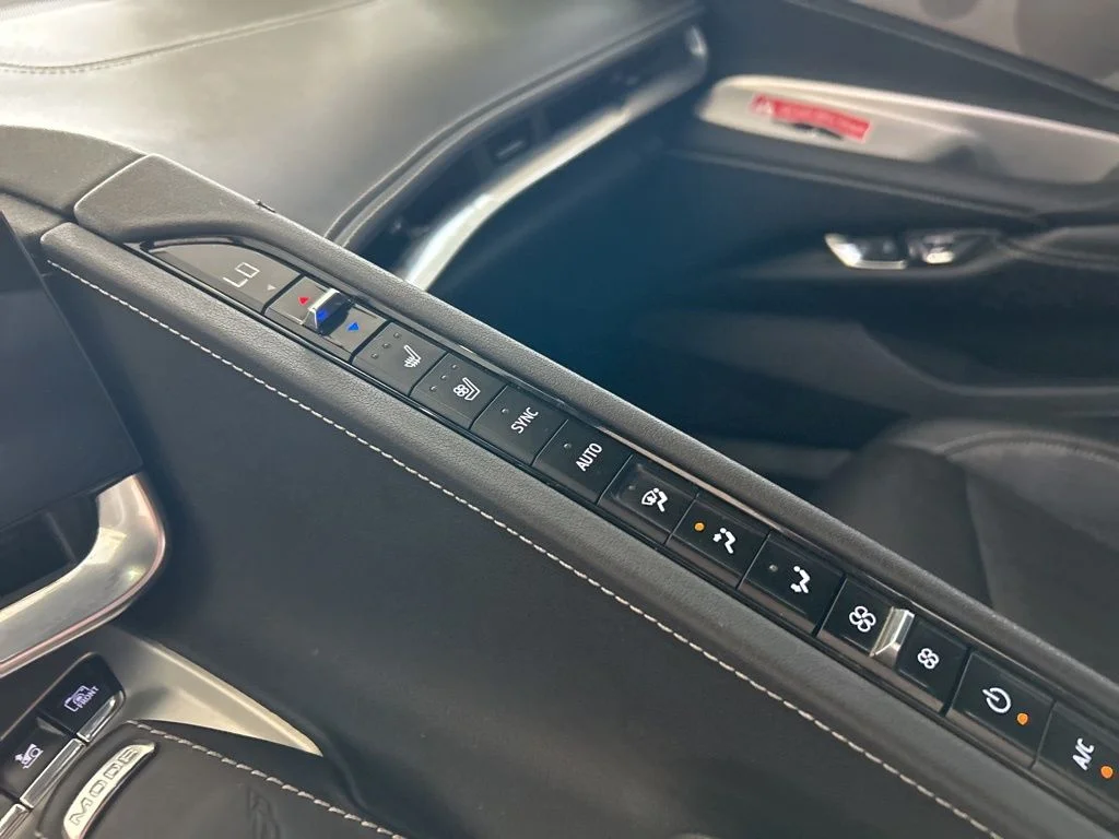 Used 2022 Blue Chevrolet Stingray image 43