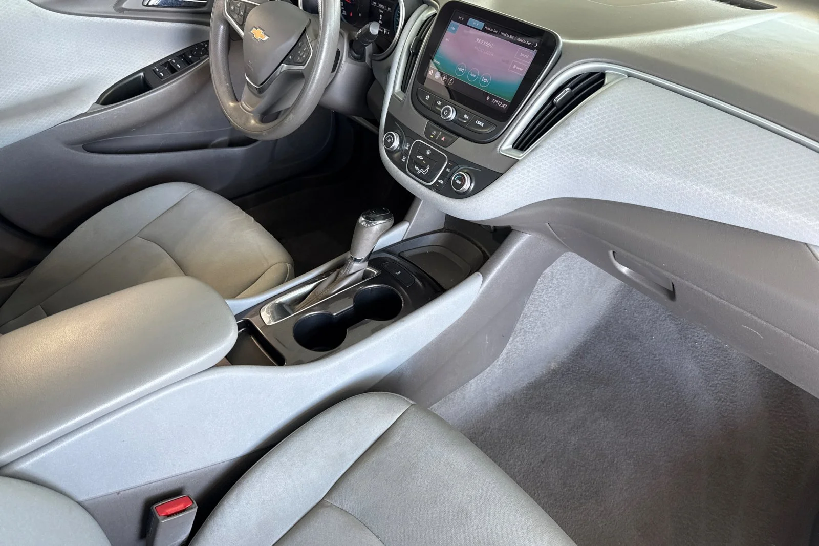 Used 2020 Silver Ice Metallic Chevrolet LS image 15