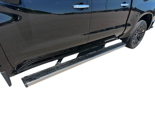 Used 2022 Black Chevrolet High Country image 25