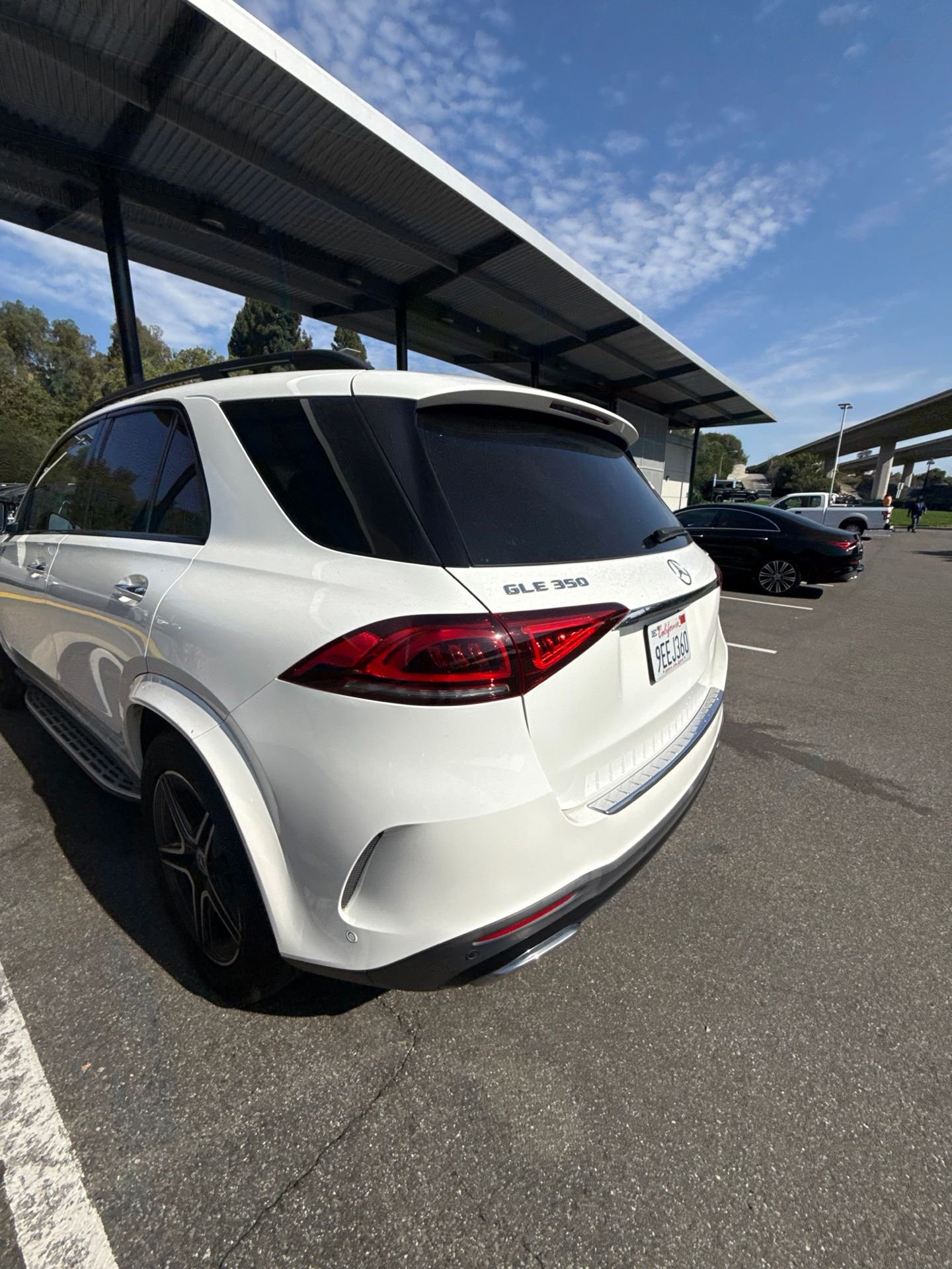 Used 2020 White Mercedes-Benz GLE 350 image 5