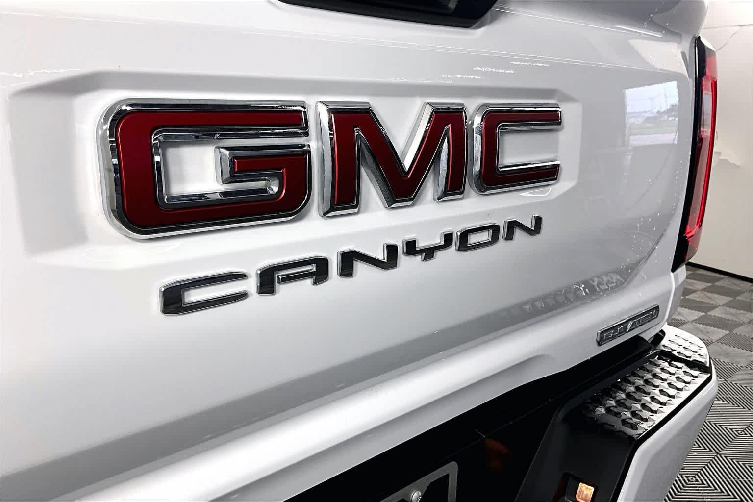 2026 GMC Canyon Elevation - Photo 30