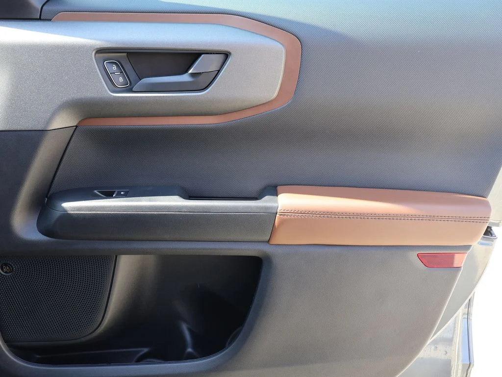 Certified Used 2025 Gray Metallic Ford Outer Banks image 8