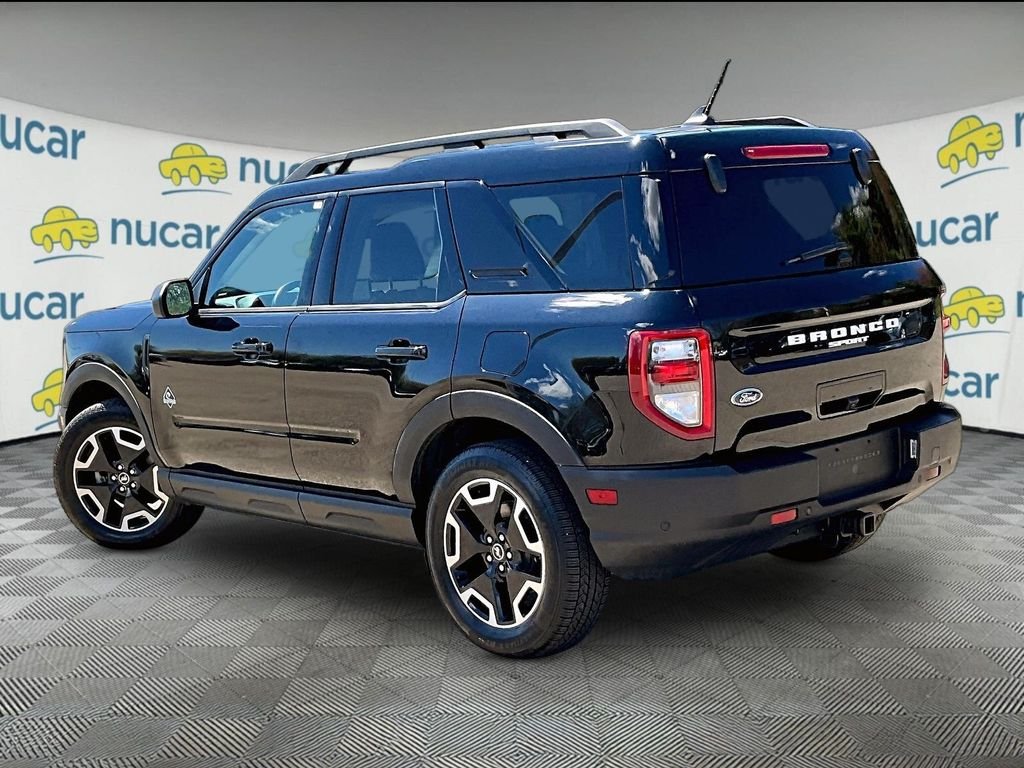 Used 2022 Black Ford Outer Banks image 4