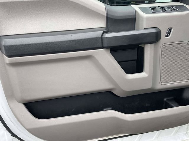 Used 2022 Oxford White Ford XL image 8