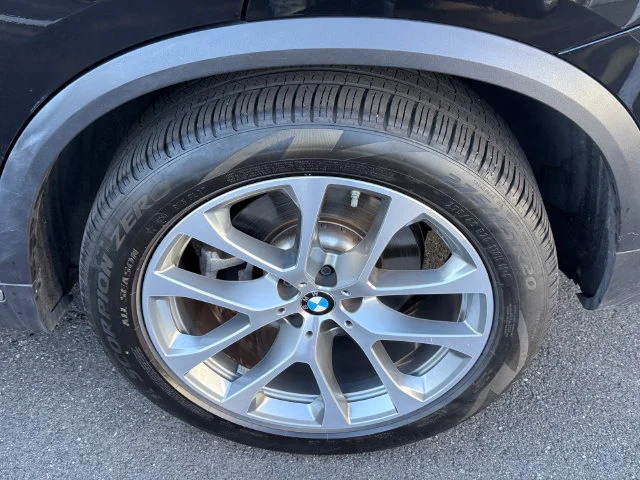 Certified Used 2024 Black Sapphire Metallic BMW xDrive40i image 10