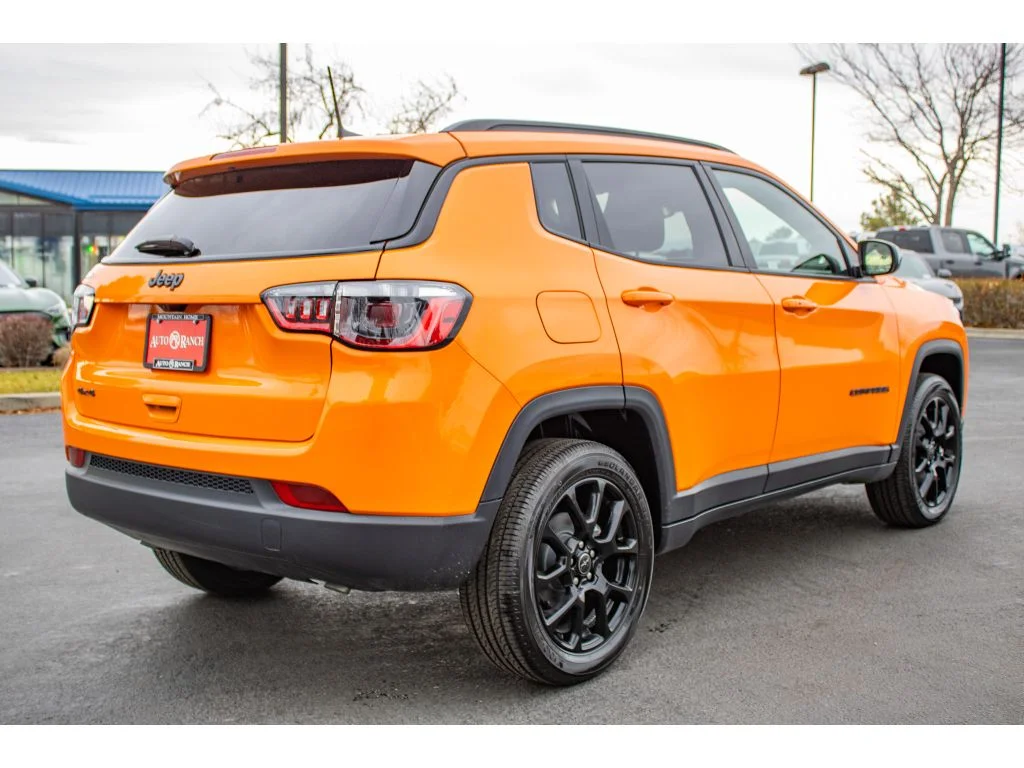 New 2026 JOOSE Jeep Latitude Altitude image 7