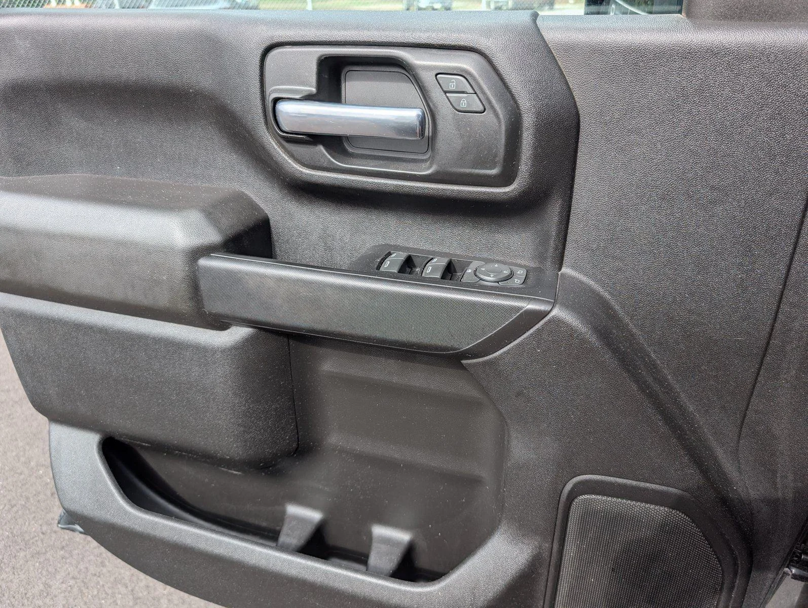 Used 2023 Black Chevrolet Custom image 16