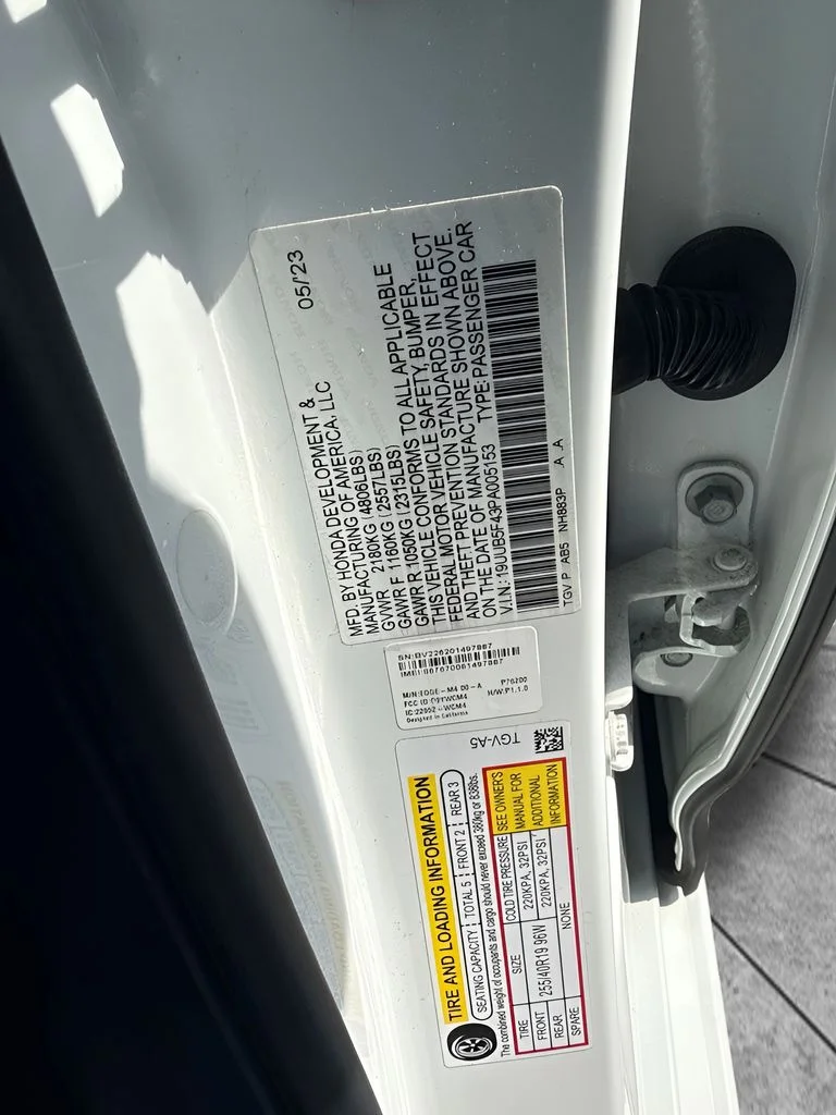 Used 2023 White Acura Technology Package image 26