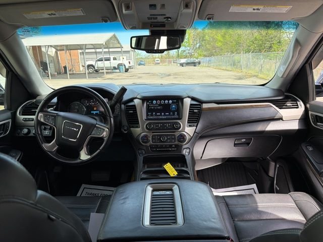 2020 GMC Yukon Denali - Photo 24