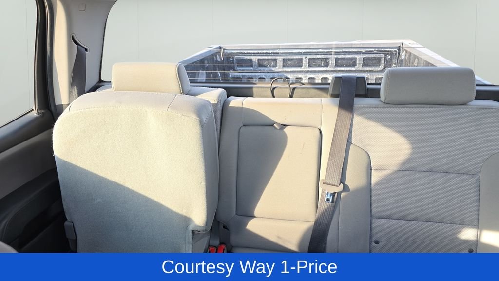 Used 2018 Black Chevrolet Custom image 13