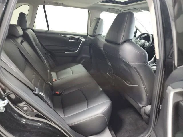 2024 Toyota RAV4 XLE Premium - Photo 17