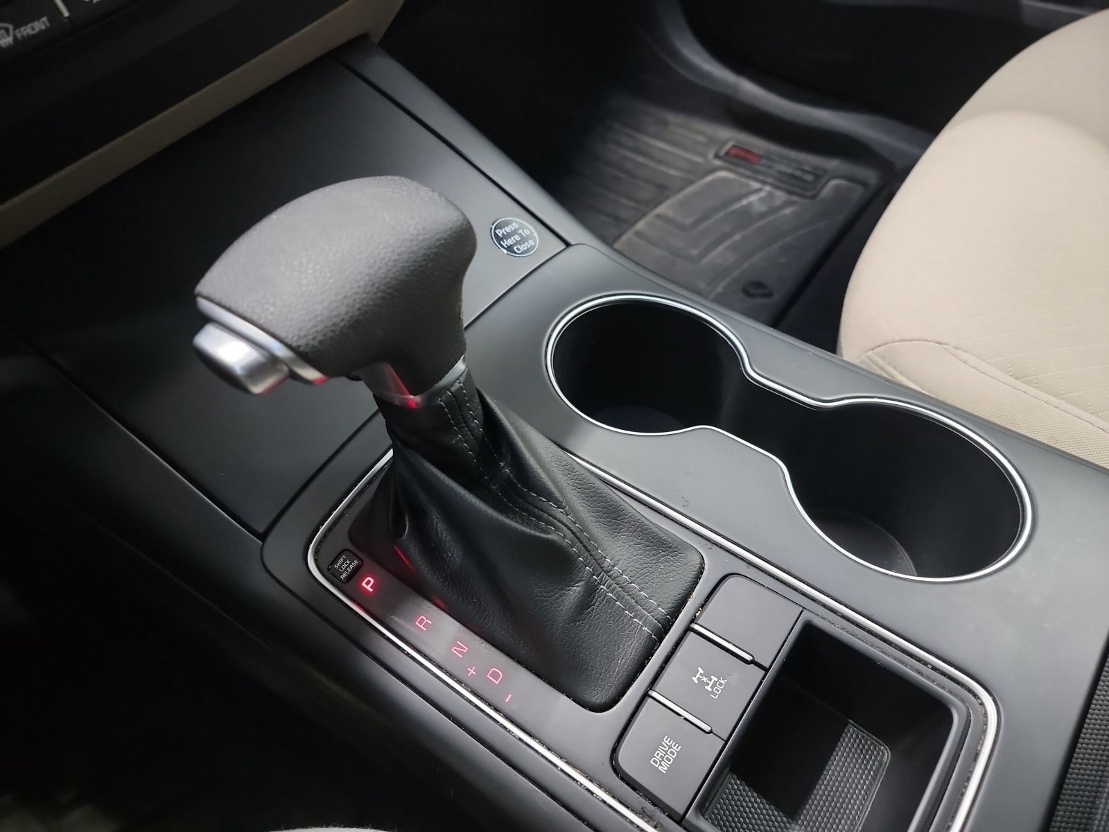 Used 2019 Blaze Blue Kia LX V6 image 25