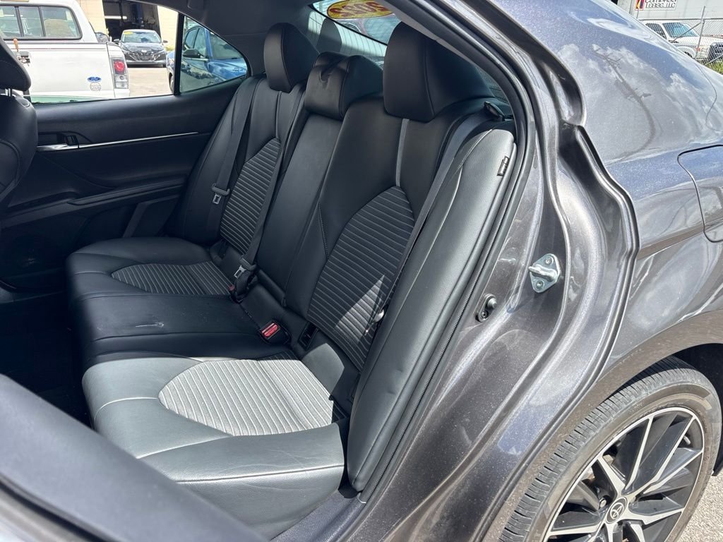 2022 Toyota Camry SE - Photo 12