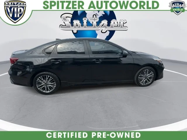 Used 2023 Black Kia GT-Line image 10