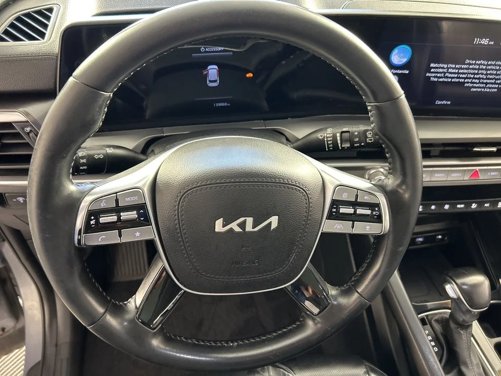 2024 Kia Telluride S - Photo 16