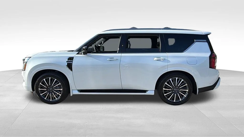 New 2026 Everest White TriCoat Nissan Platinum Reserve image 4