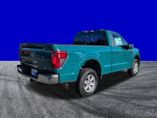 New 2026 Agate Black Metallic Ford XL image 4