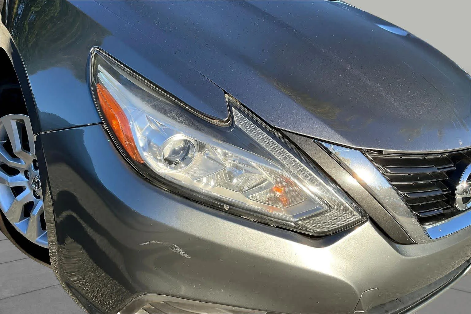 Used 2016 Gun Metallic Nissan 2.5 S image 26