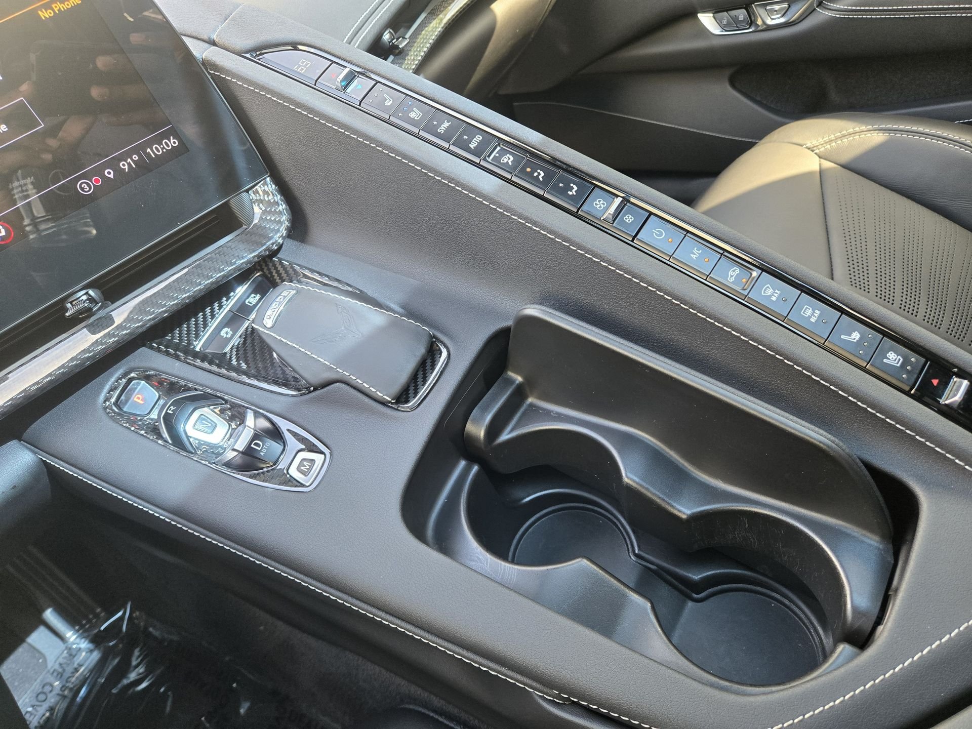 Used 2022 Arctic White Chevrolet Stingray image 18