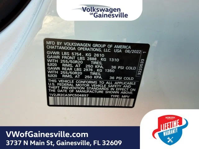 Used 2023 Pure White Volkswagen 3.6L V6 SE w/Technology image 29