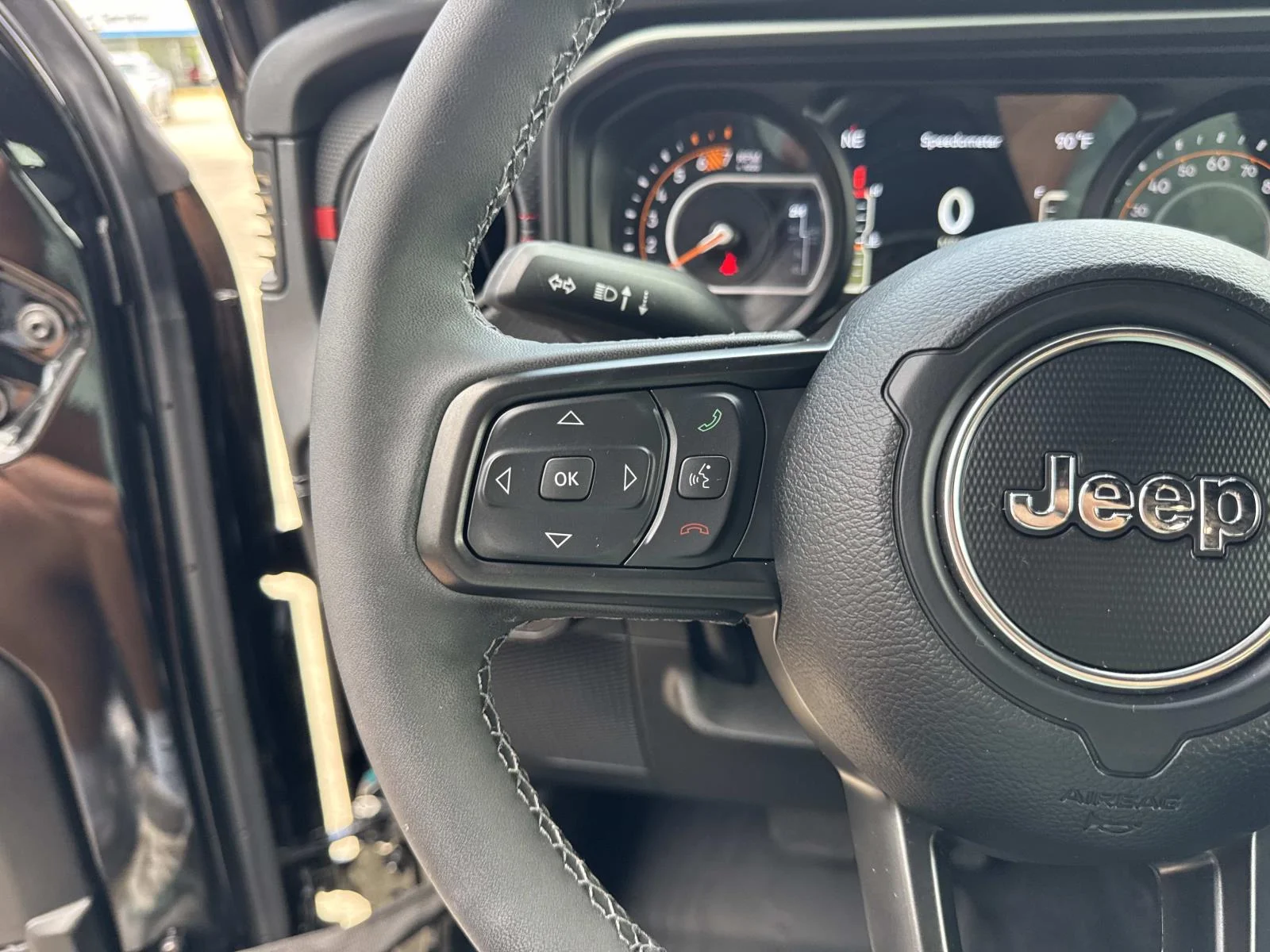 Used 2026 BLACK CLEARCOAT Jeep Rubicon X image 22