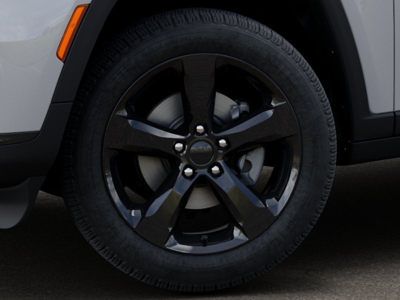 New 2025 Bright White Clear-Coat Exterior Paint Jeep Limited image 51