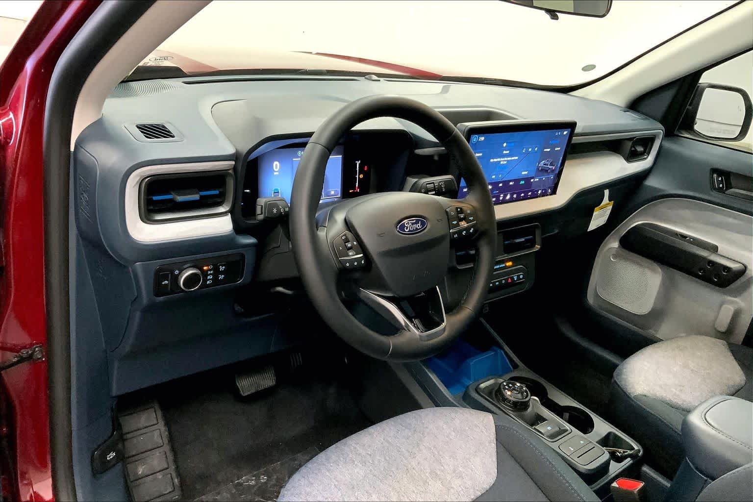 2025 Ford Maverick XLT - Photo 7