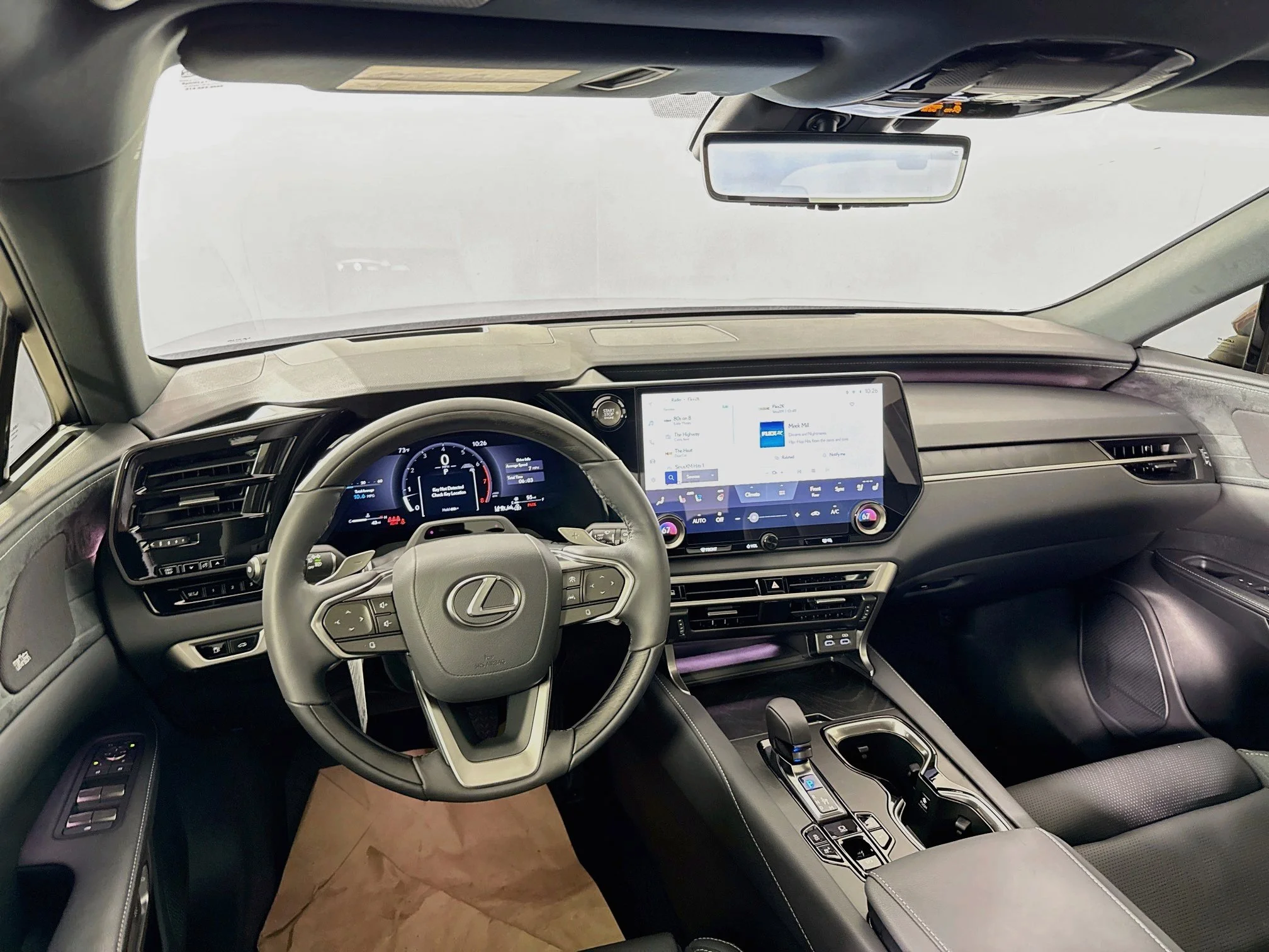 2026 Lexus RX 350 Luxury - Photo 24