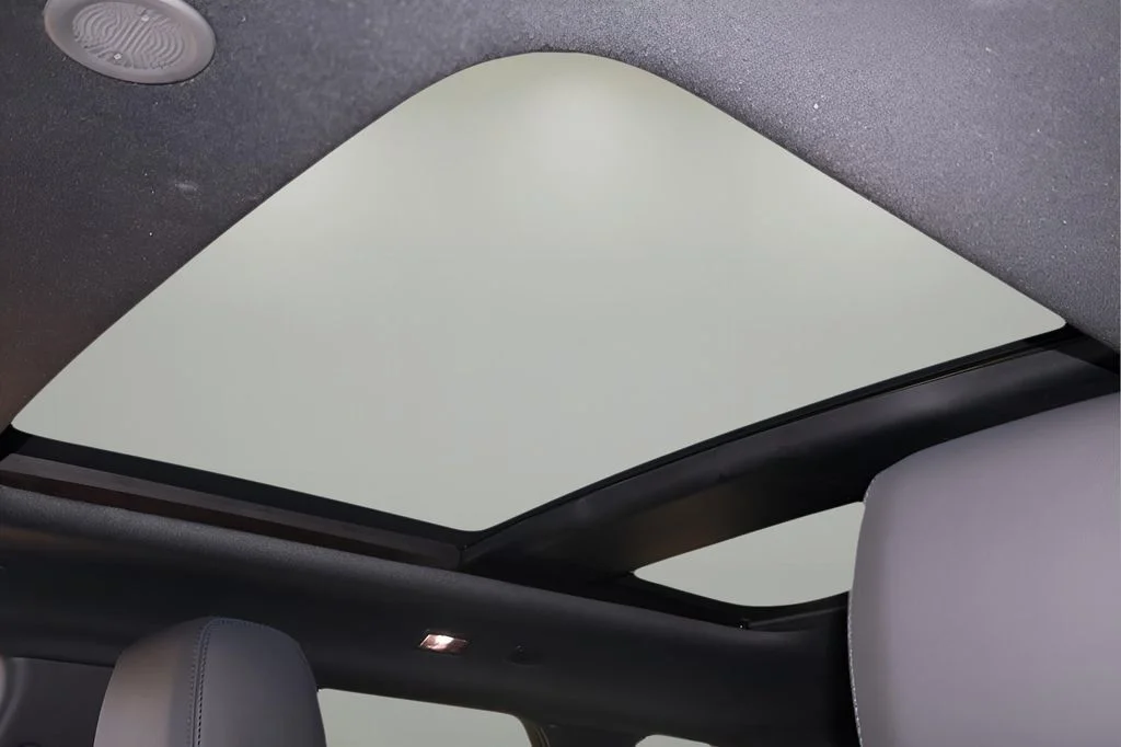 New 2026 Fuji White Land Rover S image 27