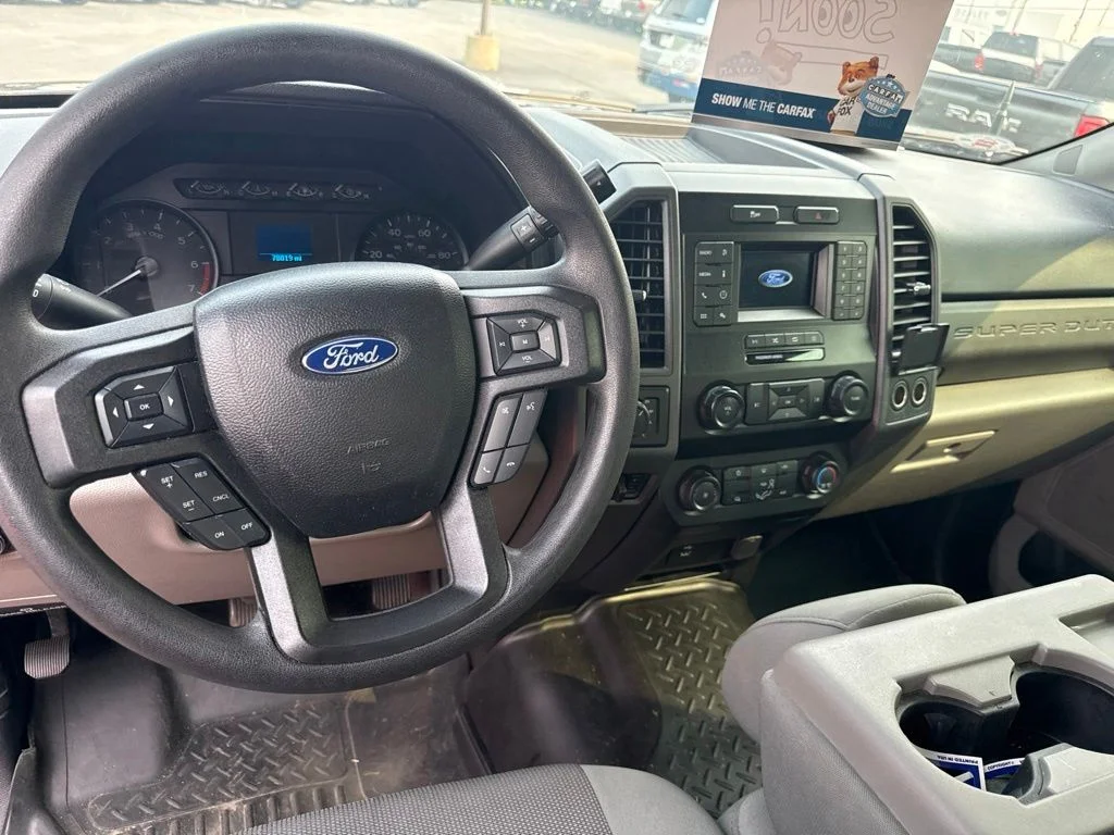 Used 2021 Blue Ford XL image 14