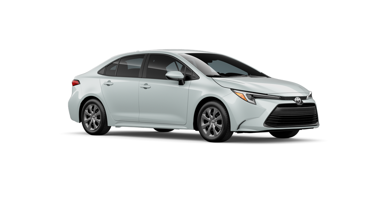 New 2026 Wind Chill Pearl Toyota Hybrid LE image 14