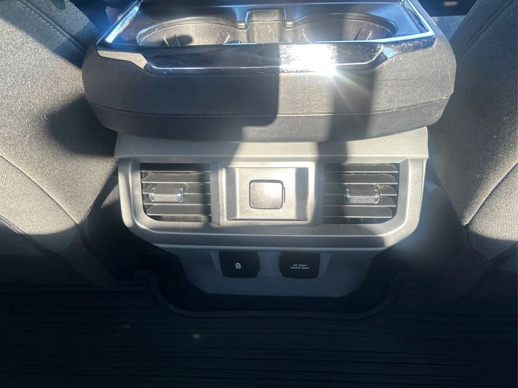 Used 2021 Silver Ford XLT image 18