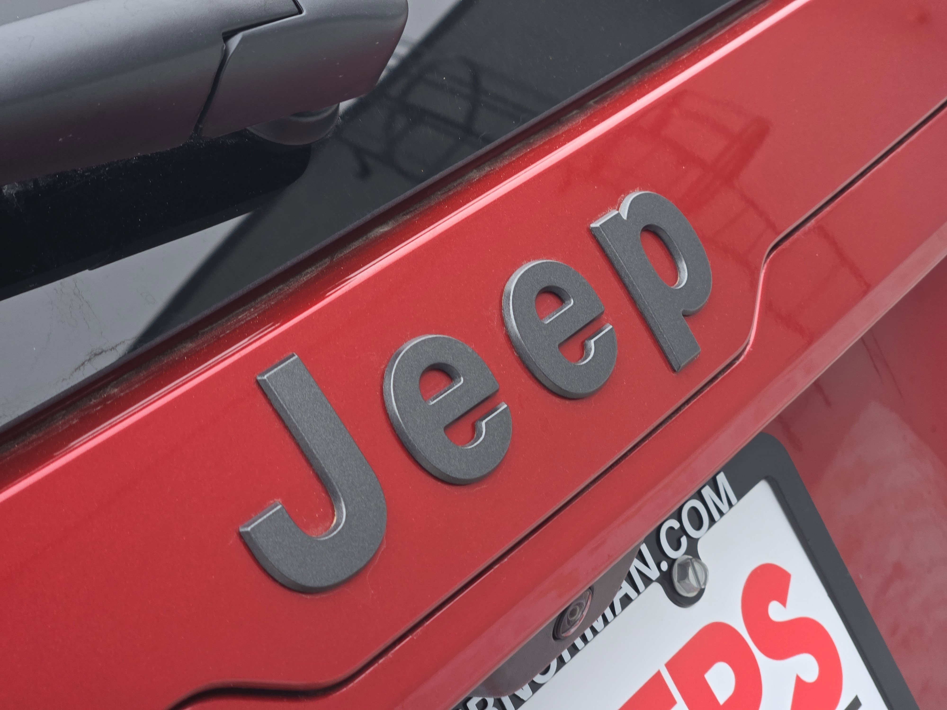 New 2026 Red Hot Pearl-Coat Exterior Paint Jeep Limited image 7