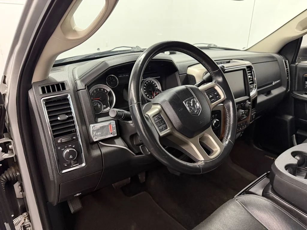 Used 2014 Sil/Silver Ram Laramie image 4