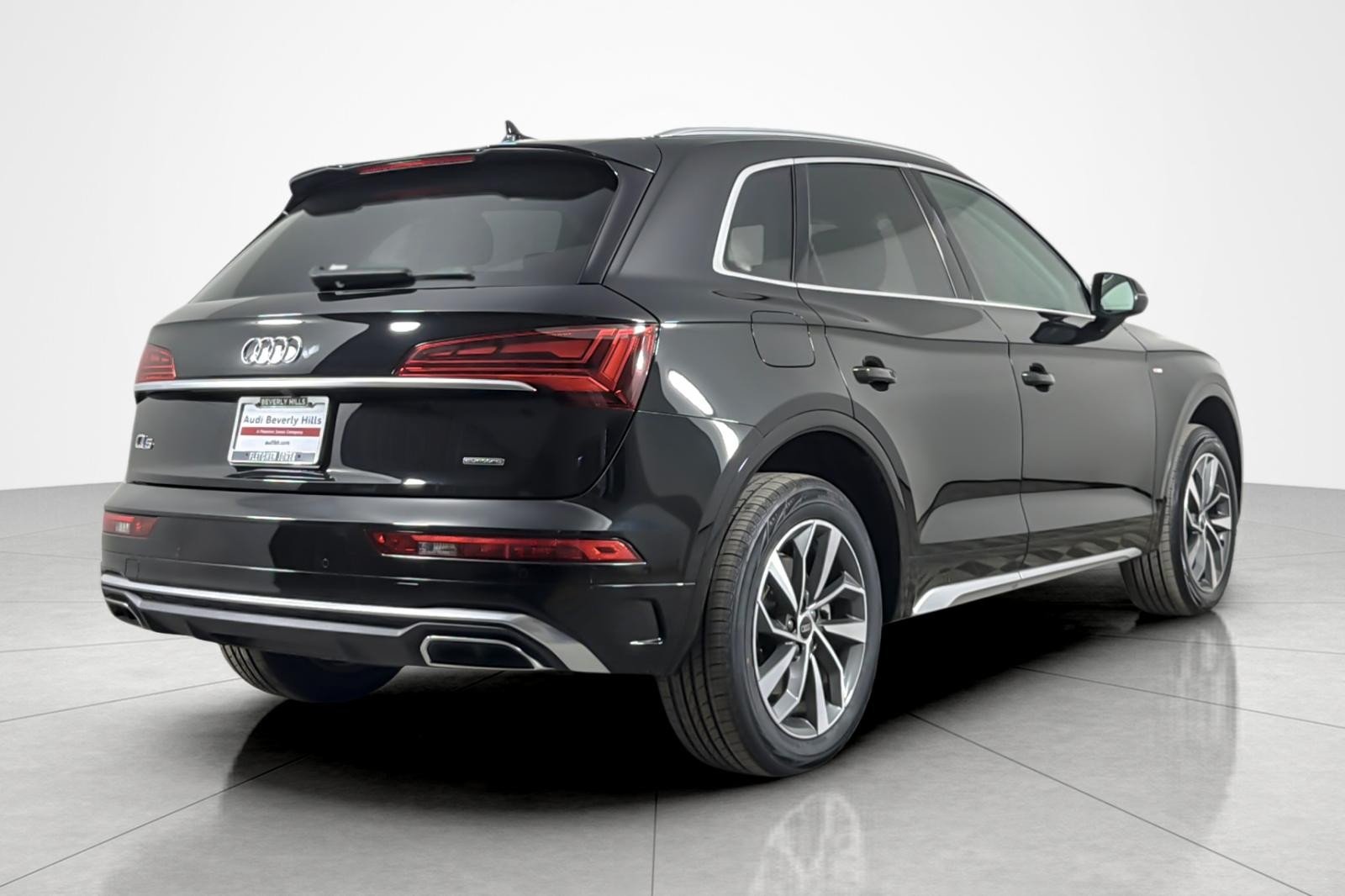 Used 2023 Mythos Black Metallic Audi S line Premium 45 TFSI quattro image 5