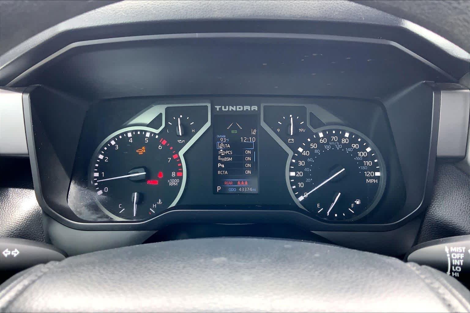 Used 2023 Ice Cap Toyota SR5 image 25