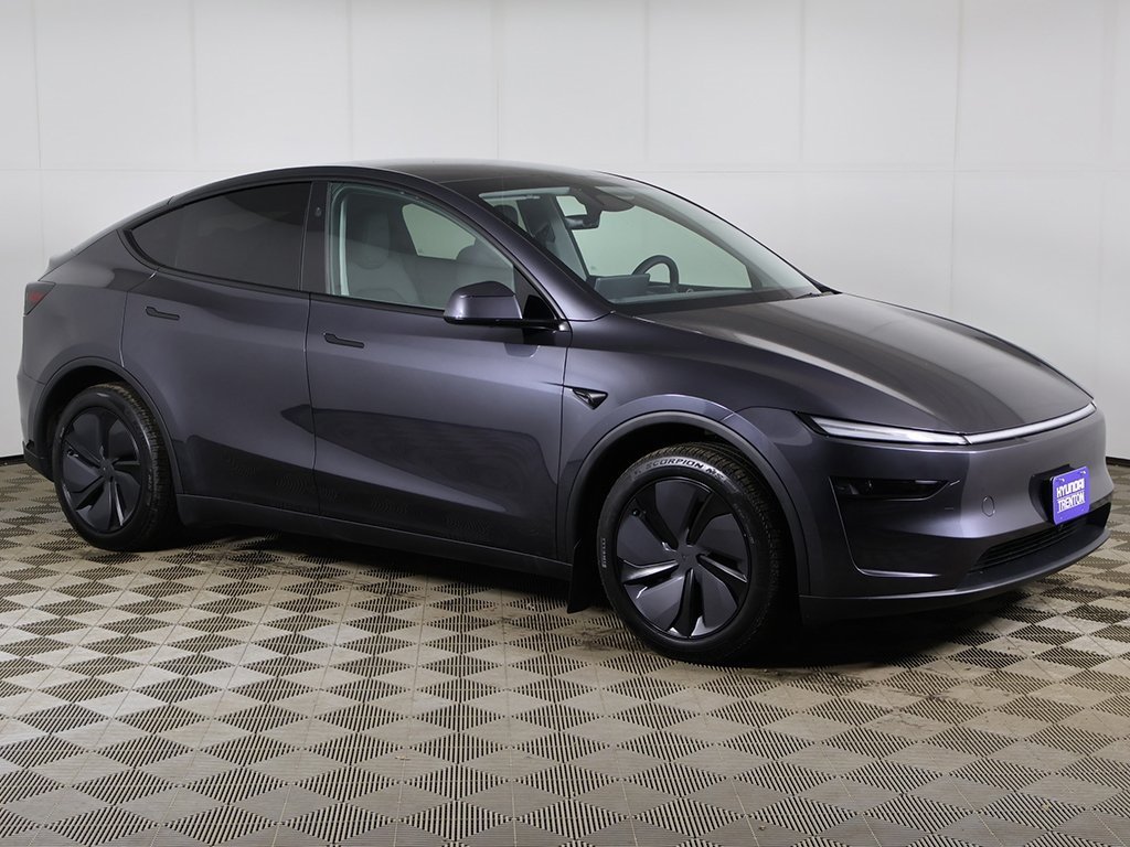 Used 2026 Tesla Model Y Premium with VIN 7SAYGDED6TA460948 for sale in Ewing Township, NJ