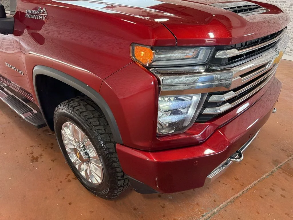 Used 2022 Cherry Red Chevrolet High Country image 9