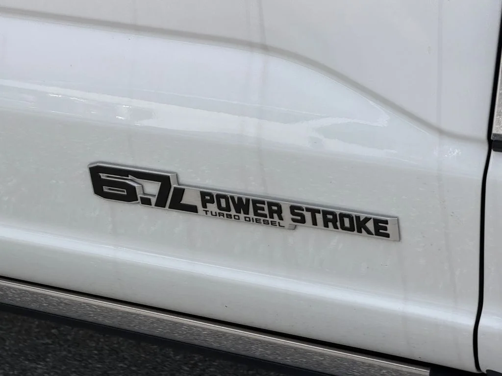 Used 2024 White Ford Lariat image 10