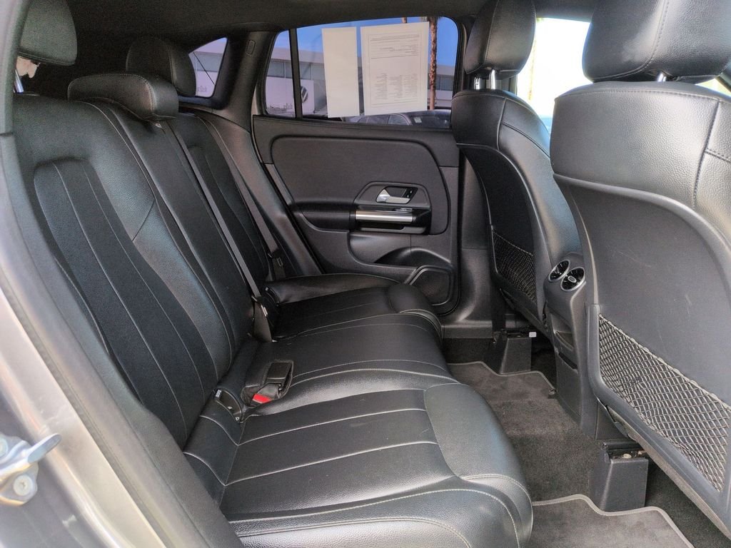 Used 2022 Gray Mercedes-Benz GLA 250 image 20