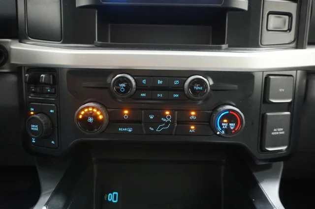 Used 2024  Ford XLT image 27