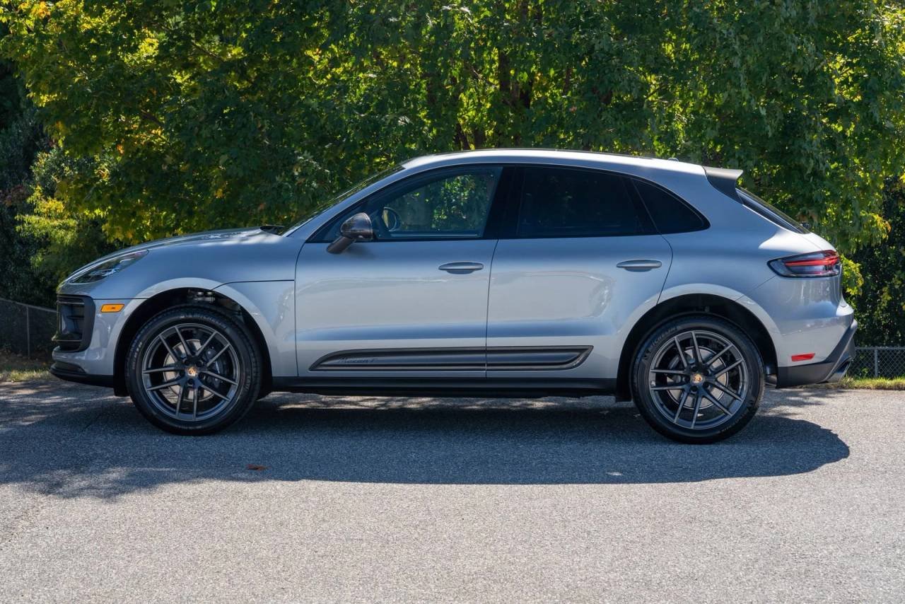 Used 2026  Porsche  image 2