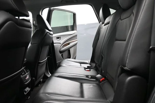 Used 2019 Gunmetal Metallic Acura 3.5L Technology Package image 16