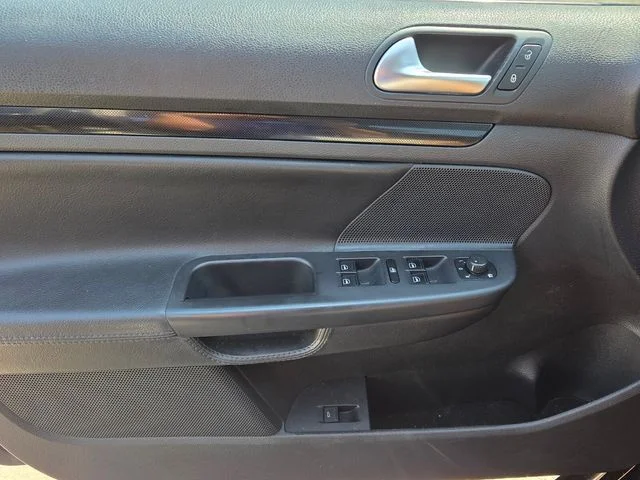 Used 2013 Black Volkswagen 2.0L TDI image 30