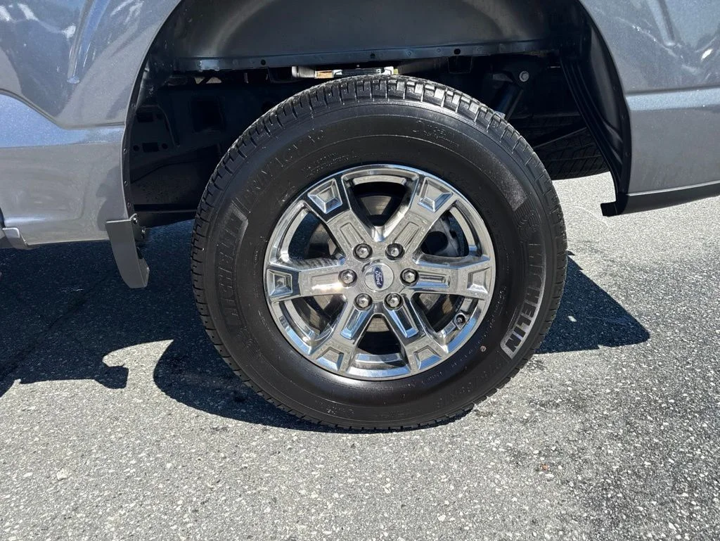 Used 2023 Gray Ford XLT image 31