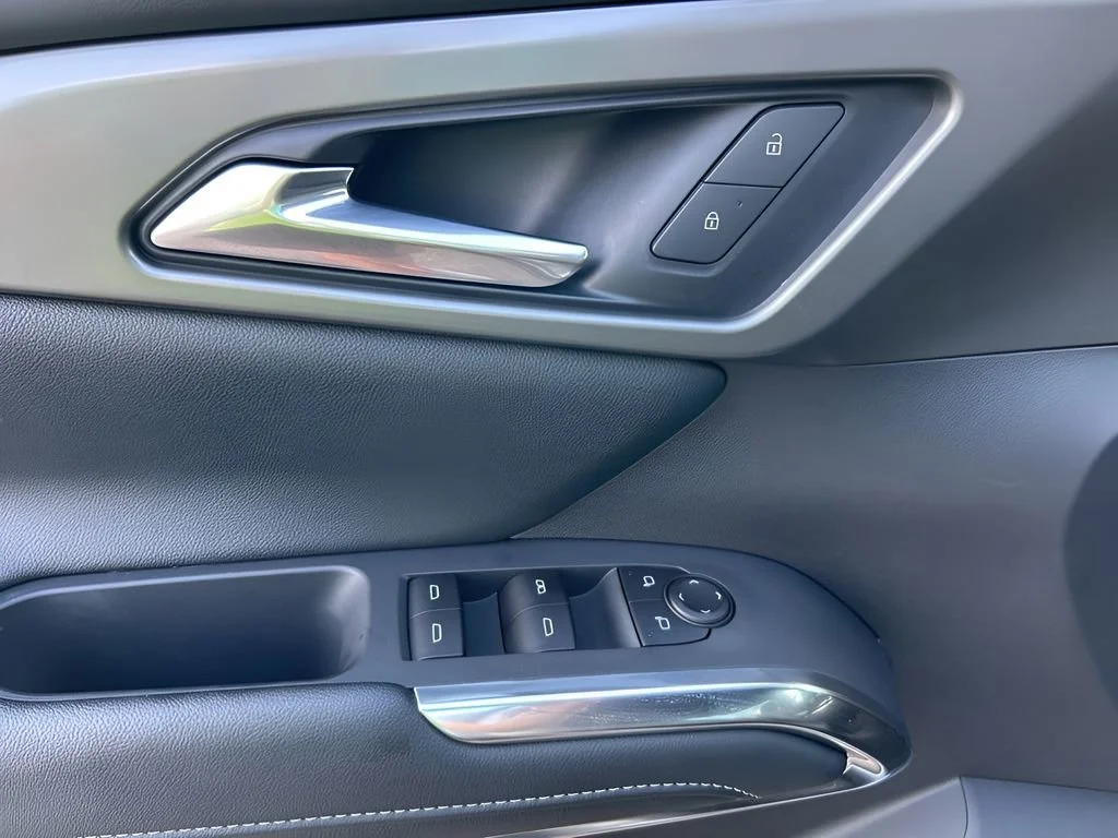 Used 2026 Sterling Gray Metallic Chevrolet LT image 29