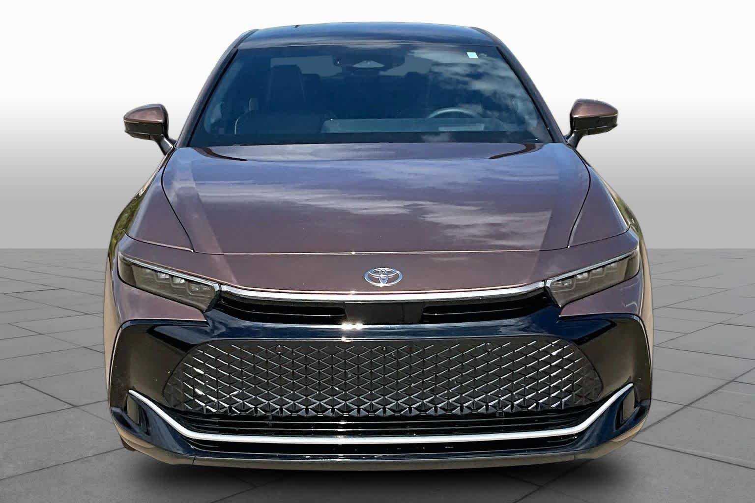 Used 2025 Bronze Age Toyota Platinum image 4