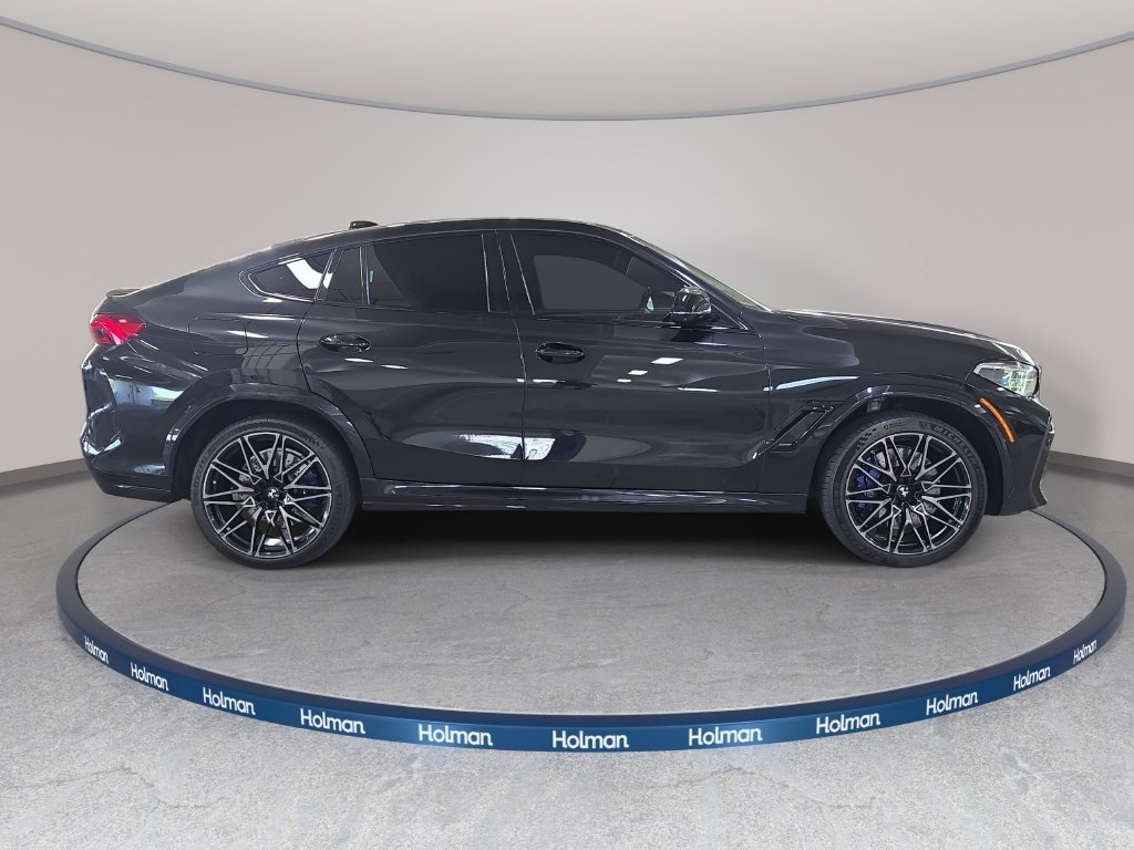 Used 2021 Black Sapphire Metallic BMW  image 6