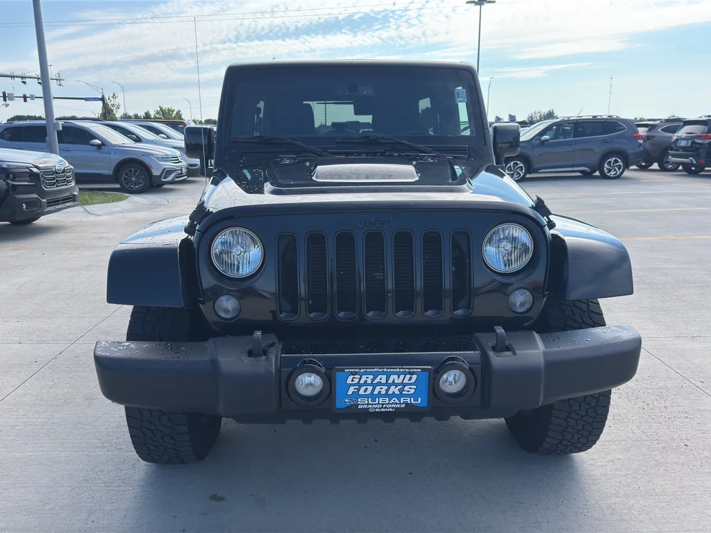 Used 2015 Black Clearcoat Jeep Altitude image 3